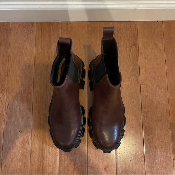 NWOB Gianni bini Brown Platform Boots - Picture 4 of 4